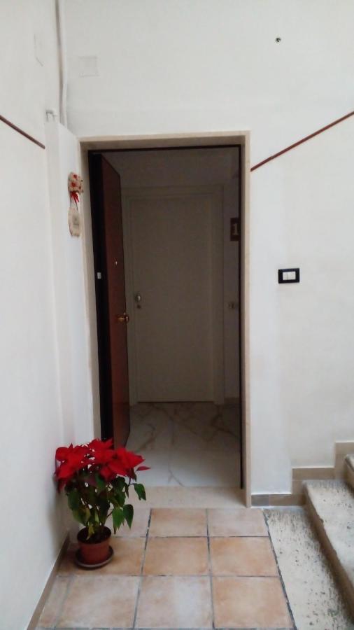 La Rosa Rossa Hotel Bari Eksteriør billede